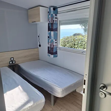 Camping Mobil Avec Vue Exceptionnelle